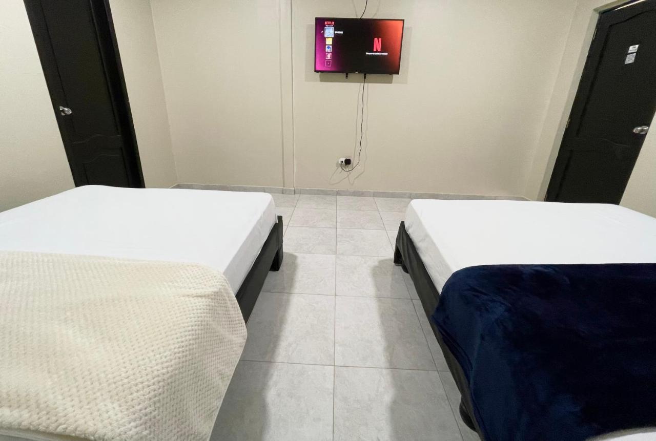 Hostal Tropicoco Hotel Playas Buitenkant foto