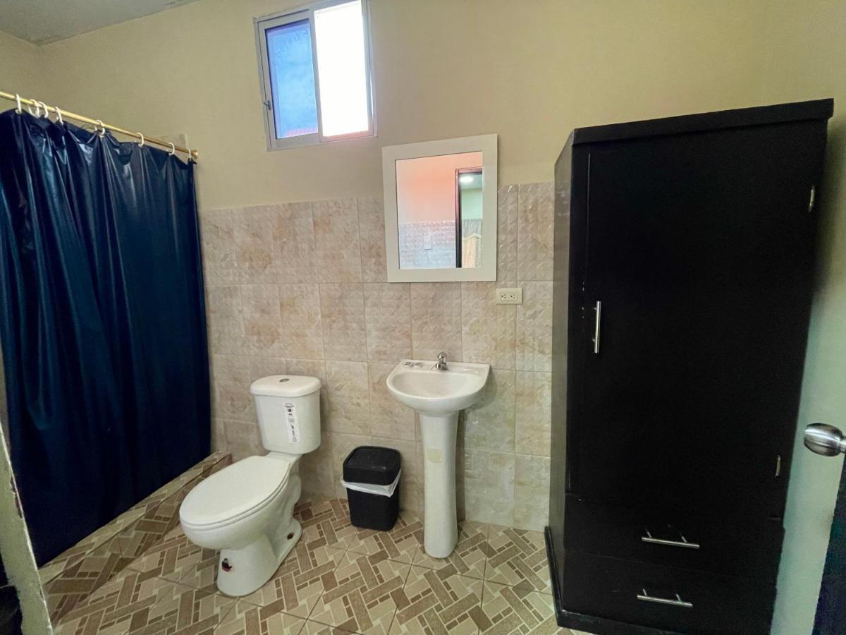 Hostal Tropicoco Hotel Playas Buitenkant foto